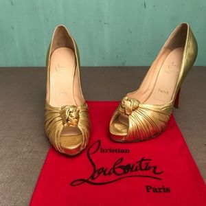 CHRISTIAN LOUBOUTIN GREISSIMO GOLD PEEP TOE PUMPS